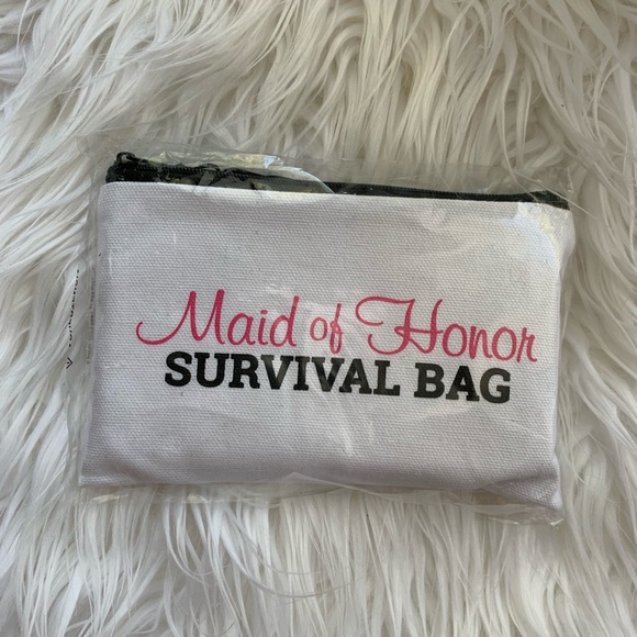 Maid of honor emergency kit - Picture 1 of 3
